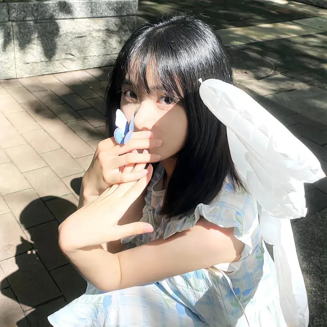 冰属性男子与酷酷女同事